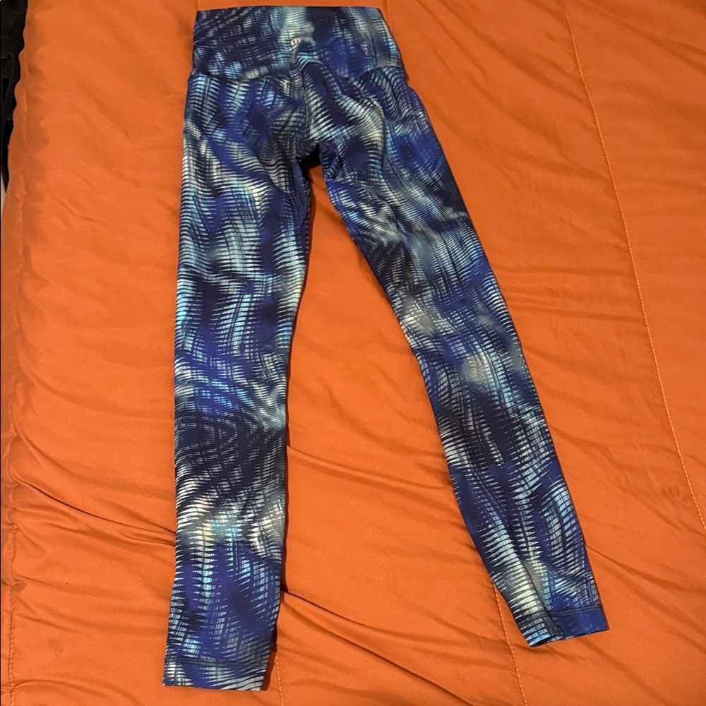 lululemon athletica Blue & White Patterned High-Rise Leggings